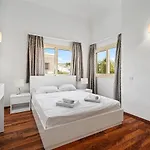 Anthorina Gardens Retreat * باراليمني