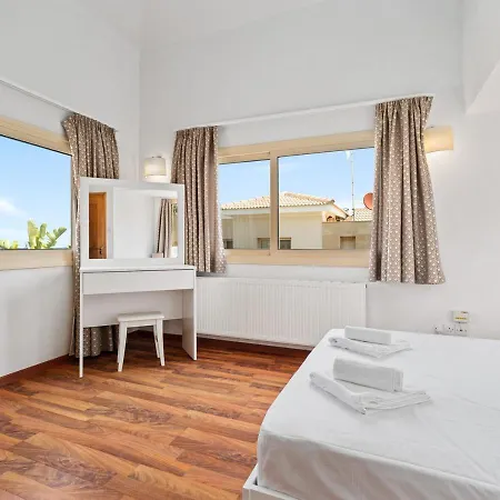 Villa Anthorina Gardens Retreat