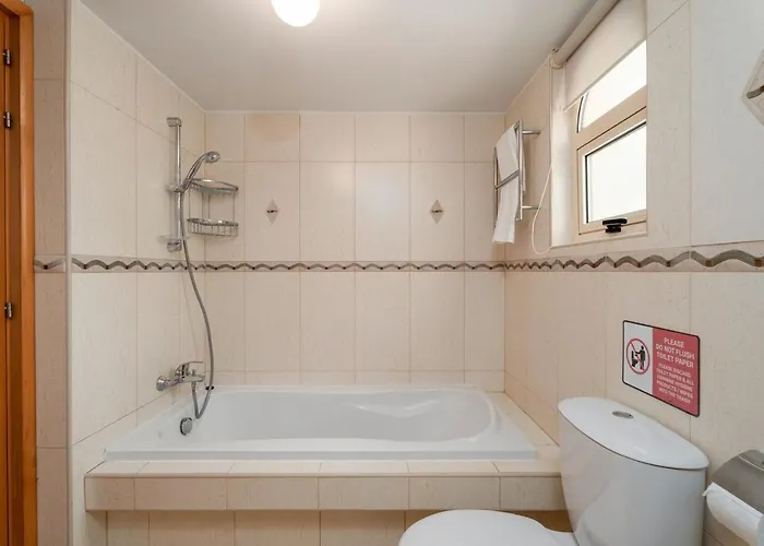 Anthorina Gardens Retreat * パラリムニ