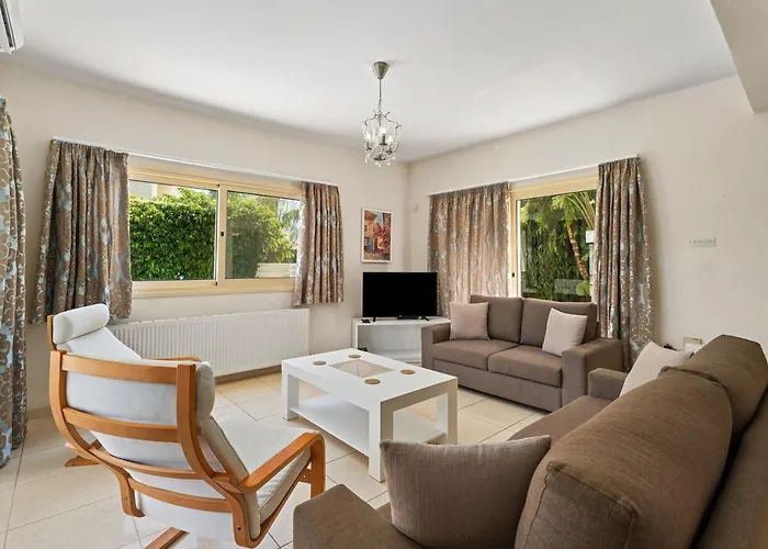 Anthorina Gardens Retreat パラリムニ